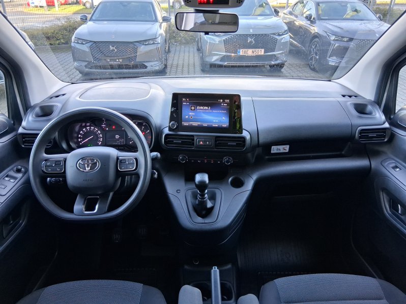 Toyota ProAce City CREWCAB ACTIVE 1.5 D-4D 75 kW full