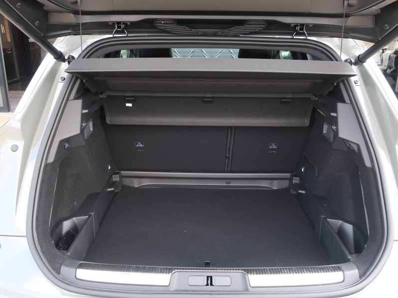 DS Automobiles DS7 7 RIVOLI 1.5 BlueHDi 130k EAT8 full