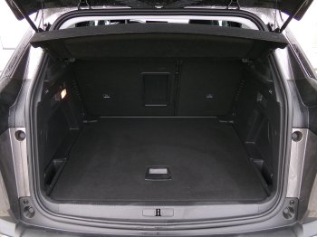 Peugeot 3008 ALLURE PACK 1,5 BlueHDi 96kW full