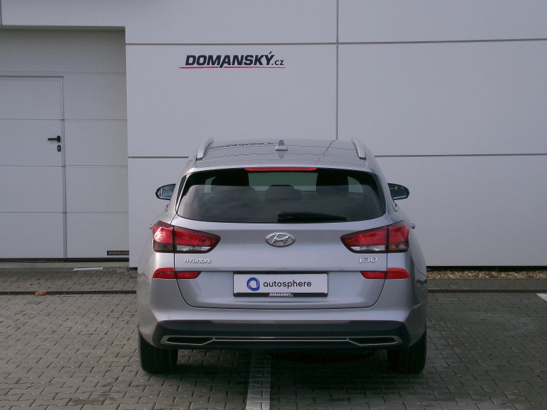 Hyundai i30 WG SMART 1,5 TGDi MHEV 117kW full