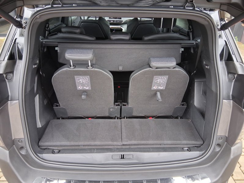 Peugeot 5008 GT LINE 1.6 PureTech 133 kW full