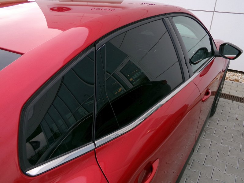 Citroën C4 X SHINE 1.2 PureTech 96kW AT8 full