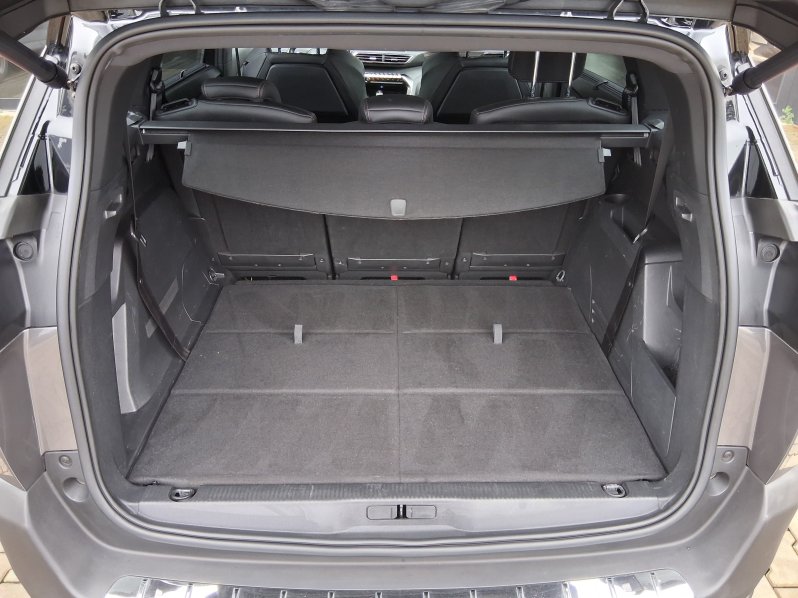 Peugeot 5008 GT LINE 1.6 PureTech 133 kW full