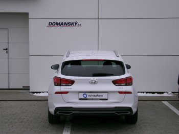 Hyundai i30 SMART+ NAV 1,5 TGDI MHEV 117kW full