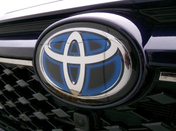 Toyota RAV4 EXECUTIVE JBL 2,5 PHEV 4×4 AT full