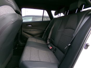 Toyota Corolla TS STYLE 1,8 HEV AT full