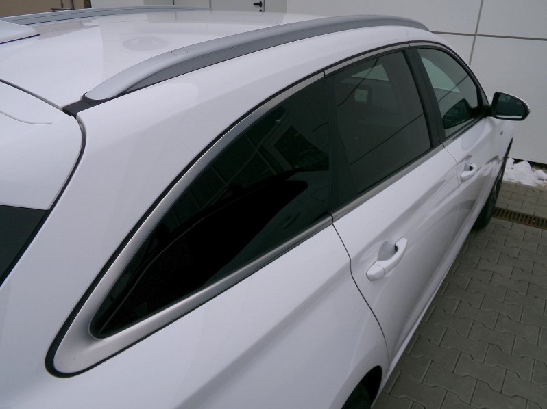 Hyundai i30 SMART+ NAV 1,5 TGDI MHEV 117kW full