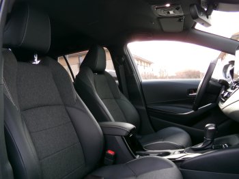 Toyota Corolla TS STYLE 1,8 HEV AT full