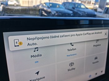 Toyota Yaris Cross COMF. STYLE TECH 1.5 Hyb. 85kW full