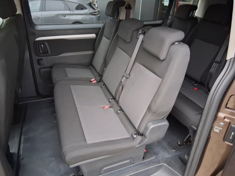 Toyota ProAce Verso SHUTTLE 2.0 D-4D 130kW 8 míst full