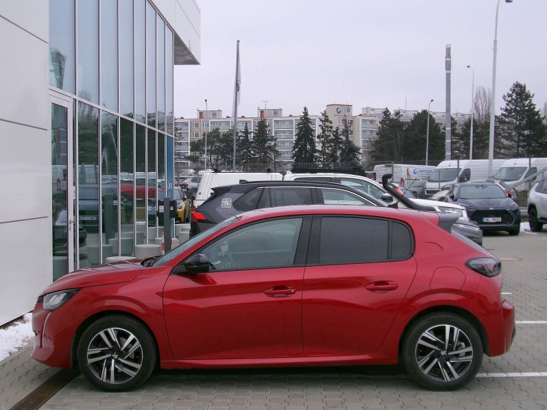 Peugeot 208 ALLURE PACK 1,2 74kW  AT8 full