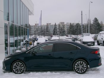 Toyota Corolla SD STYLE 1,8 HEV 103kW AT full