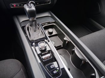 Volvo V60 MOMENTUM 2.0 D3 110 kW full