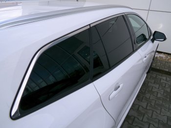 Toyota Corolla TS STYLE 1,8 HEV AT full