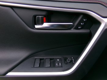 Toyota RAV4 EXECUTIVE JBL 2,5 PHEV 4×4 AT full