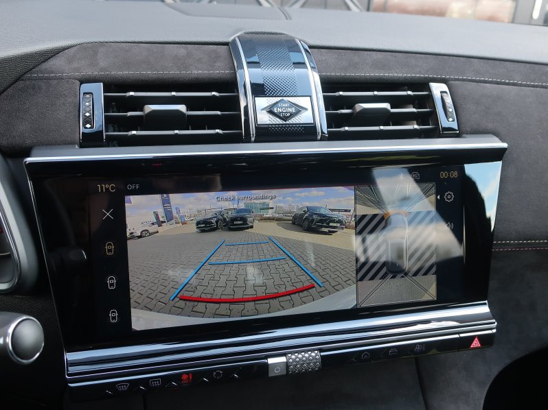 DS Automobiles DS7 EDITION FRANCE PLUG-IN HYBRID full