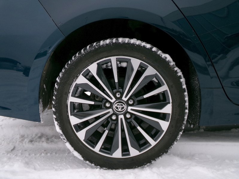 Toyota Corolla SD STYLE 1,8 HEV 103kW AT full