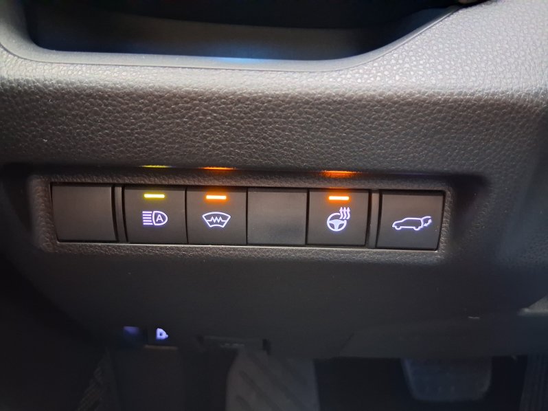 Toyota RAV4 SELECTION 2.5 Hyb. 160 kW full