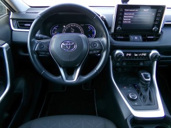 Toyota RAV4 COMFORT 2,5 HEV 4×4 163kW AT full