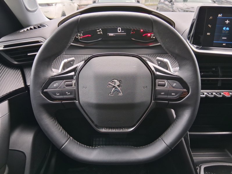 Peugeot 2008 ACTIVE PACK 1.2 PureTech 96 kW full