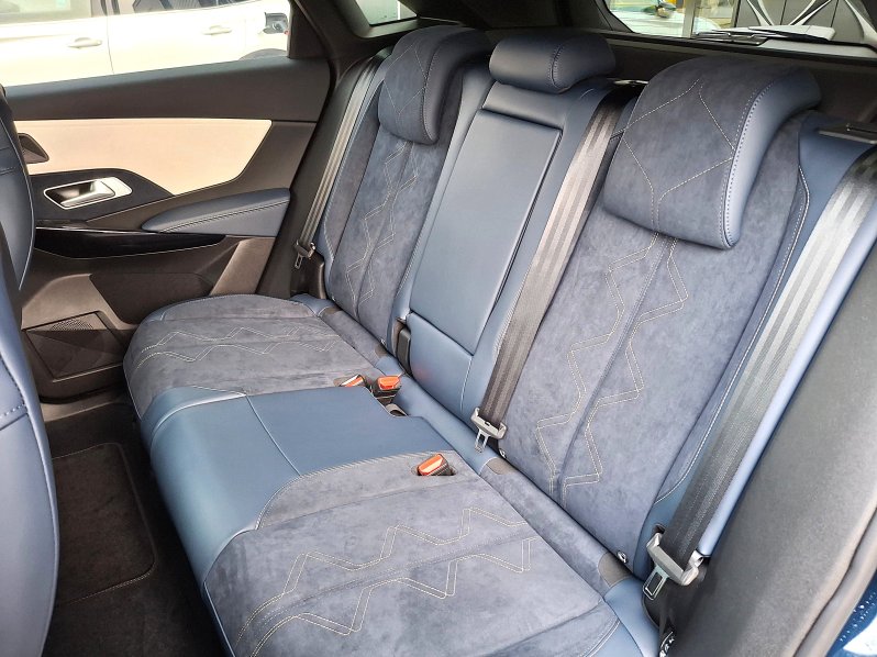 DS Automobiles DS7 DS 7 JULES VERNE 1.5 BlueHDi full