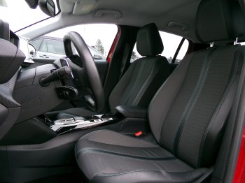 Peugeot 208 ALLURE PACK 1,2 74kW  AT8 full