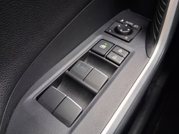 Toyota RAV4 COMF. STYLE 2.0 VVTi 4×4 129kW full