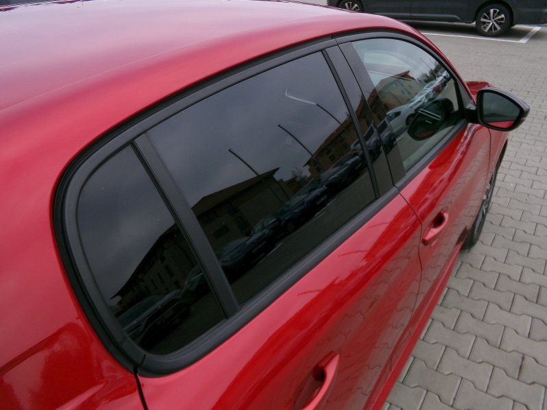 Peugeot 208 ALLURE PACK 1,2 74kW  AT8 full