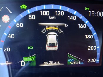 Toyota Yaris Cross COMF. STYLE TECH 1.5 Hyb. 85kW full