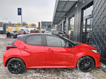 Toyota Yaris SELECTION STYLE 1.5 Hyb. 85 kW full