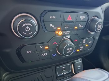 Jeep Renegade 80th ANNIVER. 1.3 TURBO 110 kW full