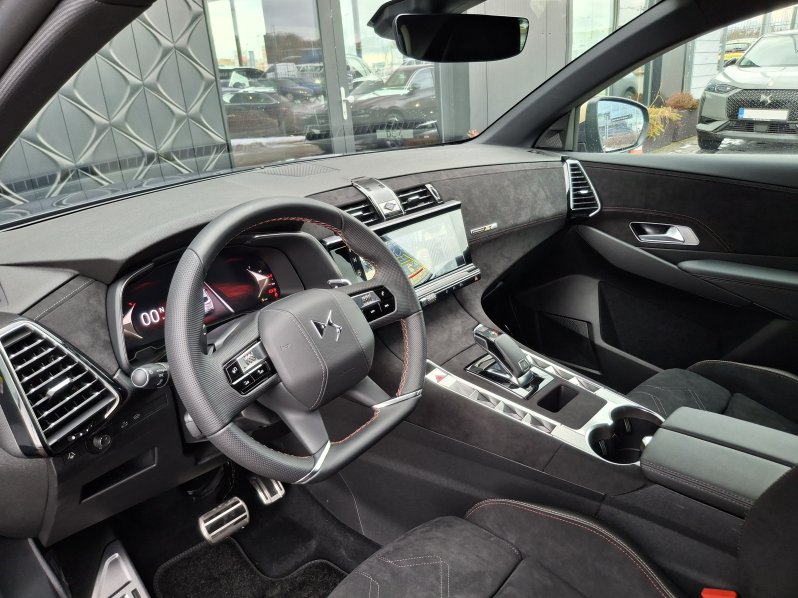 DS Automobiles DS7 PERFORMANCE LINE 1.5 BlueHDi full