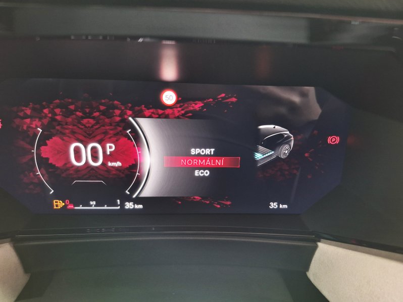 DS Automobiles DS4 N°4 JULES VERNE HYBRID 145 full