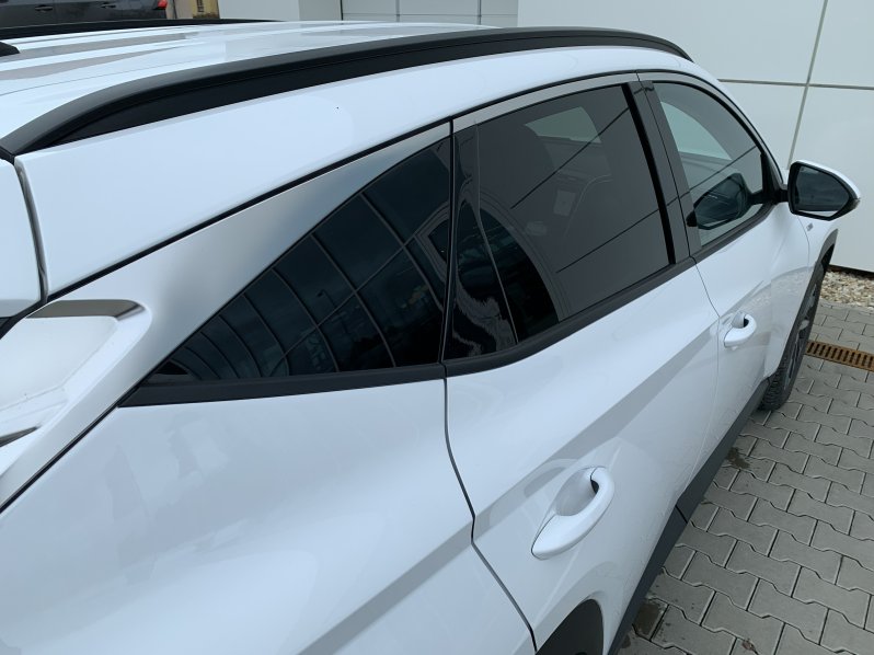 Hyundai Tucson SMART+ NAV 1.6 T-GDI MHEV DCT full