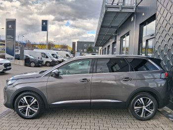 Peugeot 5008 GT 1.6 PureTech 133 kW full