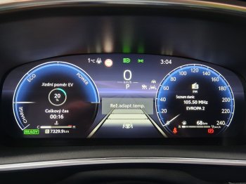 Toyota Corolla COM. TECH STYLE 1.8 Hyb.103 kW full