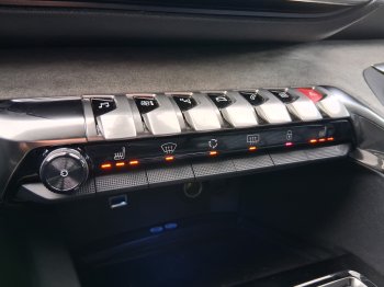 Peugeot 5008 GT 1.6 PureTech 133 kW full