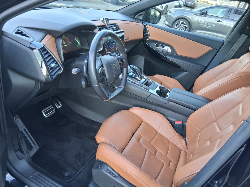 DS Automobiles DS7 CROSSBACK RIVOLI 1.6 E-TENSE 4×4 221 kW full