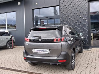 Peugeot 5008 GT 1.6 PureTech 133 kW full