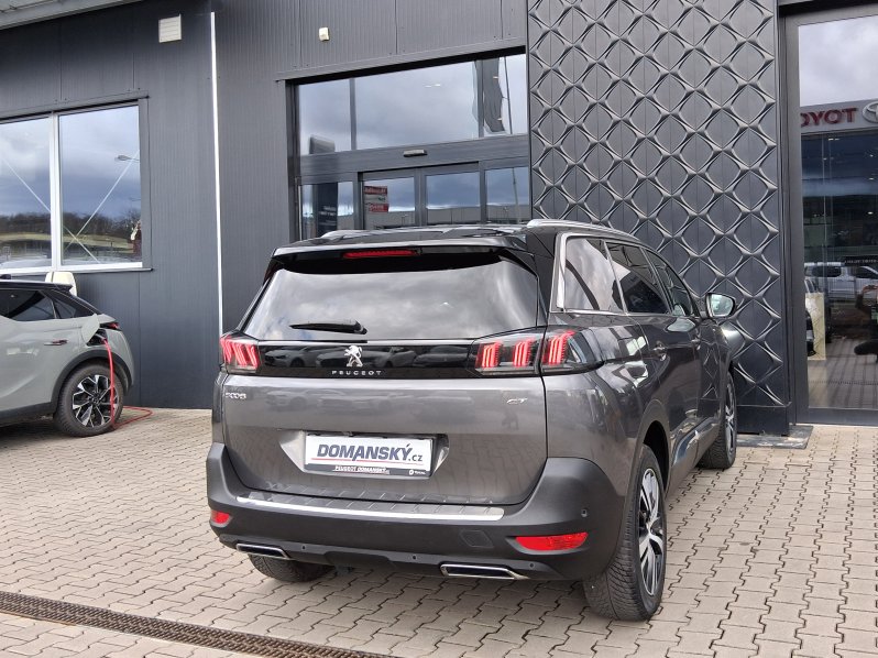 Peugeot 5008 GT 1.6 PureTech 133 kW full