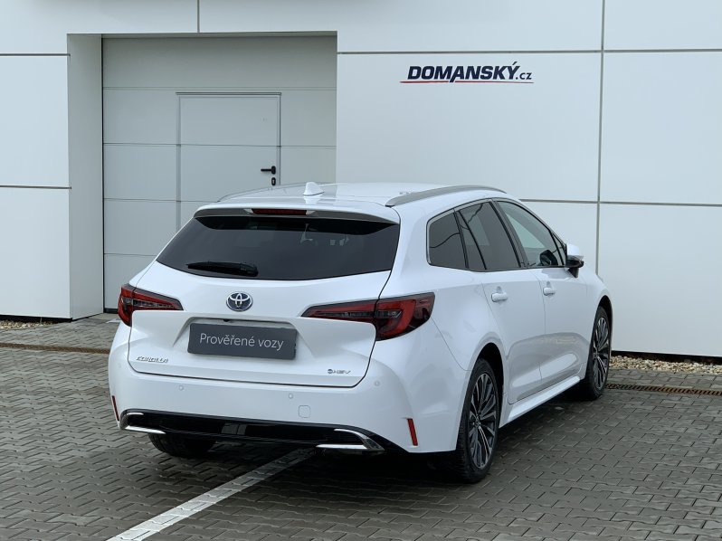 Toyota Corolla STYLE TS 1,8 HEV 103kW AT full