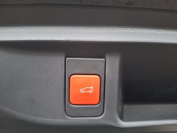 DS Automobiles DS4 N°4 JULES VERNE HYBRID 145 full