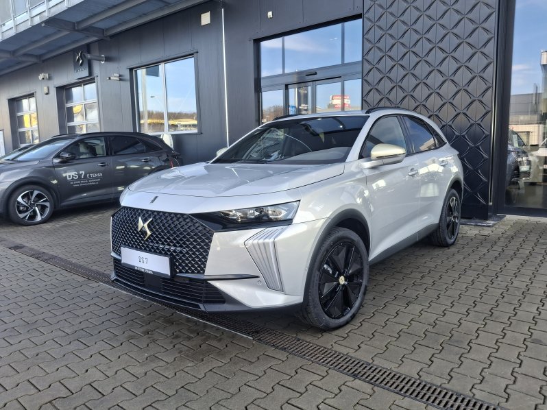 DS Automobiles DS7 PERFORMANCE LINE 1.5 BlueHDi full