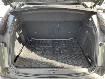 Peugeot 3008 ALLURE 2.0 BlueHDi 110kW MAN6 full