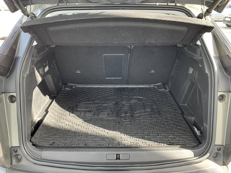 Peugeot 3008 ALLURE 2.0 BlueHDi 110kW MAN6 full