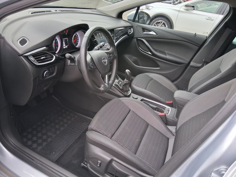 Opel Astra ELEGANCE 1.2 TURBO 107 kW full