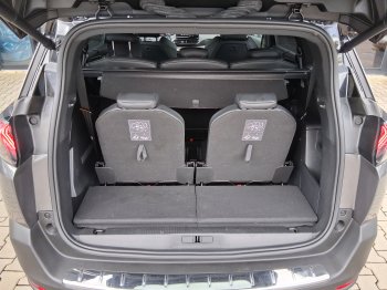 Peugeot 5008 GT 1.6 PureTech 133 kW full