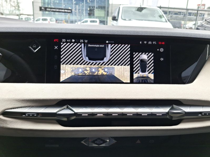 DS Automobiles DS4 N°4 JULES VERNE HYBRID 145 full