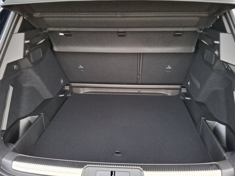 DS Automobiles DS7 PERFORMANCE LINE 1.5 BlueHDi full