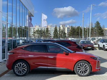 DS Automobiles DS4 TROCADERO 1,5 BHDi 96kW EAT8 full